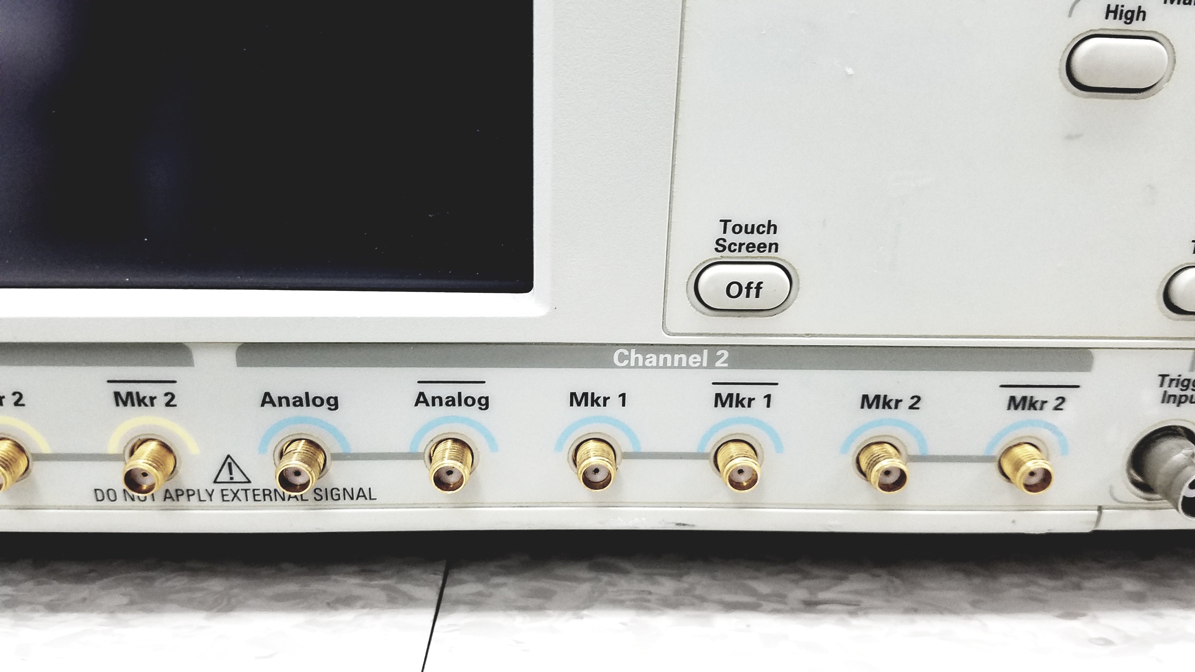Load image into Gallery viewer, Tektronix AWG7122C Arbitrary Waveform Generator 24 GS/s