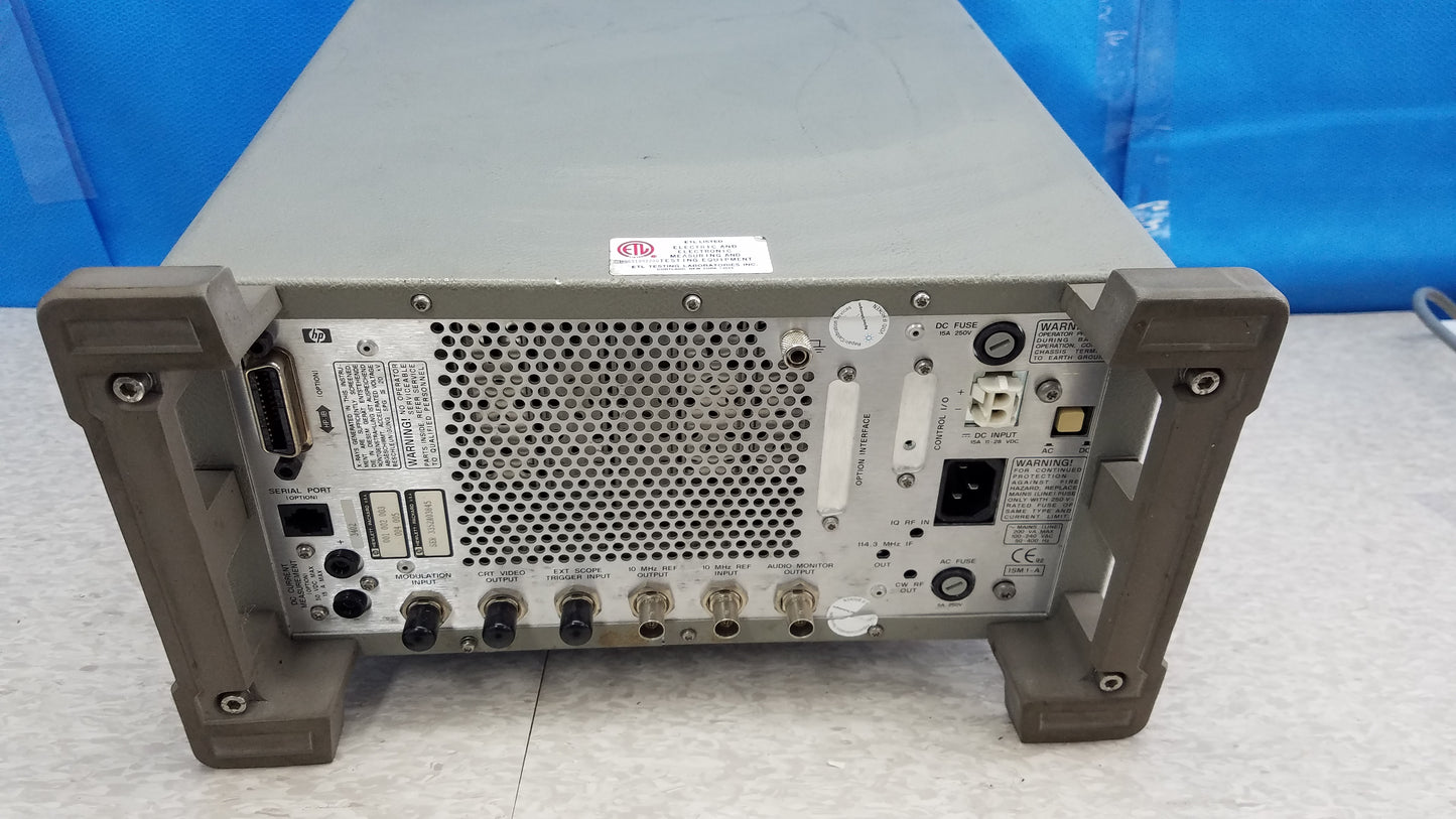 HP Hewlett Packard 8920A RF Communications Test Set With Bag  0.4-1000 MHz