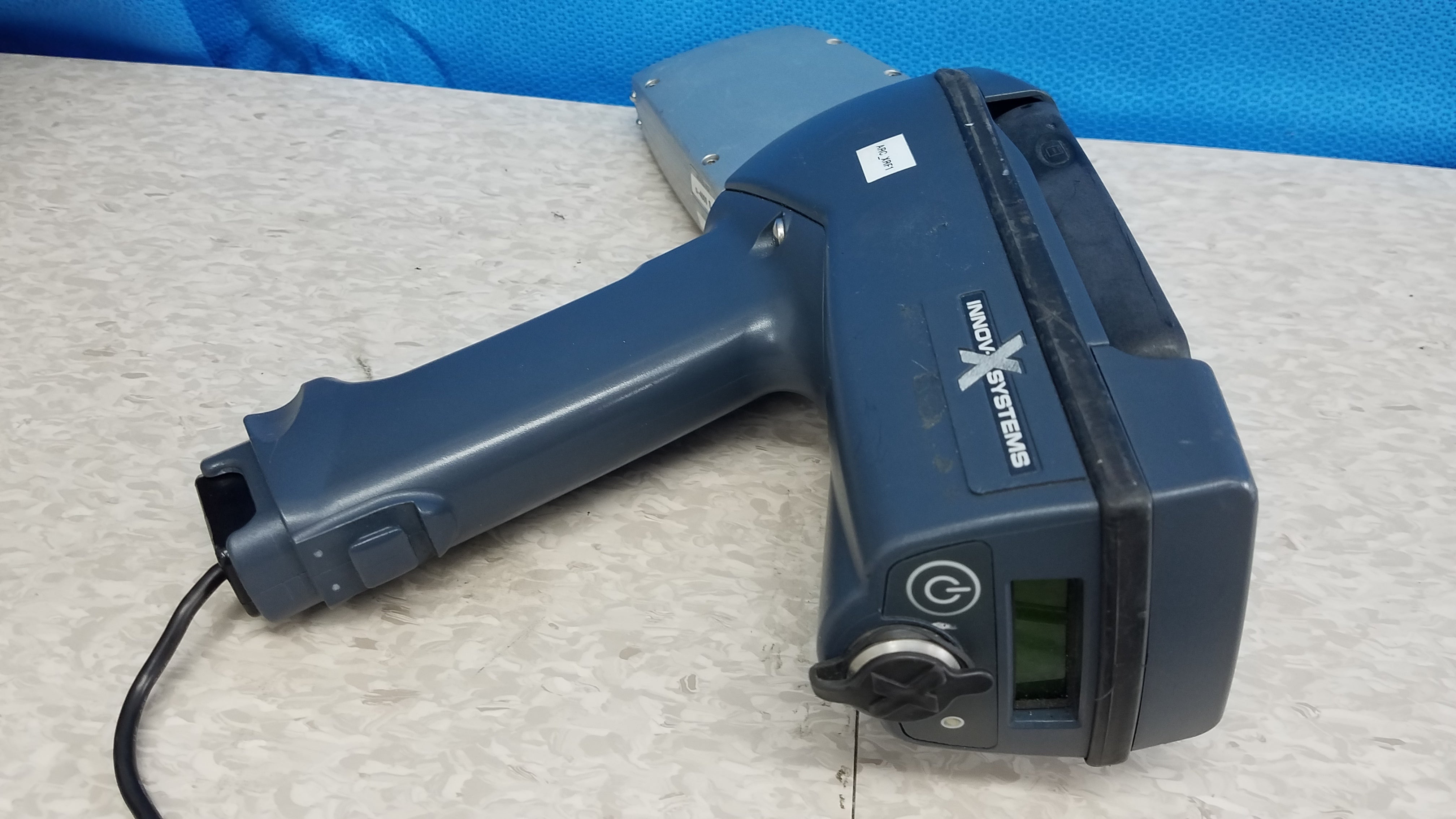 Load image into Gallery viewer, Innov-X Systems a-4000 S Alpha Handheld ARC_XRF1 Analyzer Spectrometer Kit