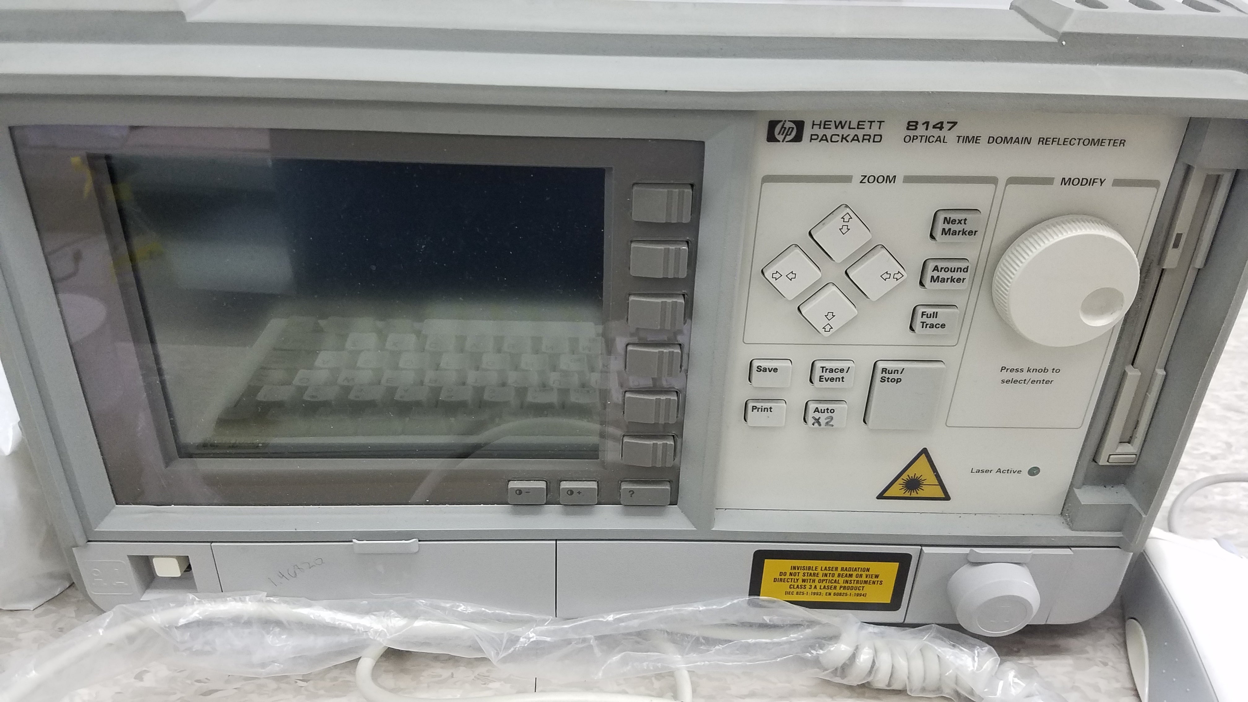 Load image into Gallery viewer, Hewlett Packard 8147 Optical Time Domain Reflectometer With Accessories &amp; Case