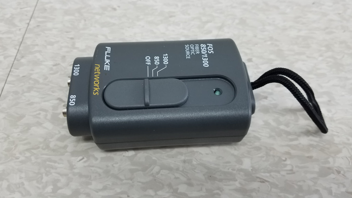 Fluke Networks FOS 850/1300 Fiber Optic Source With Cables & Case