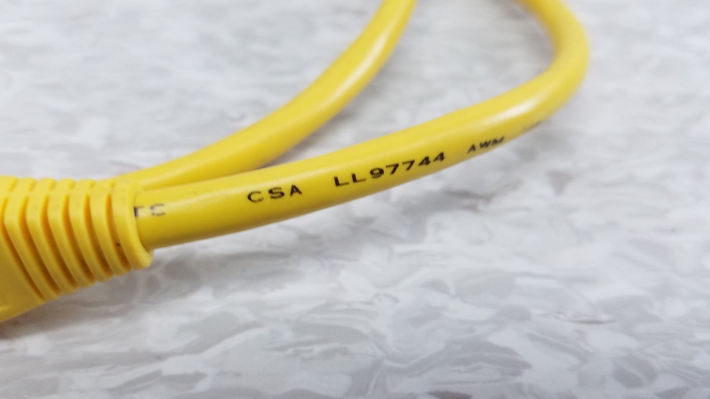Fluke Networks FOS 850/1300 Fiber Optic Source With Cables & Case