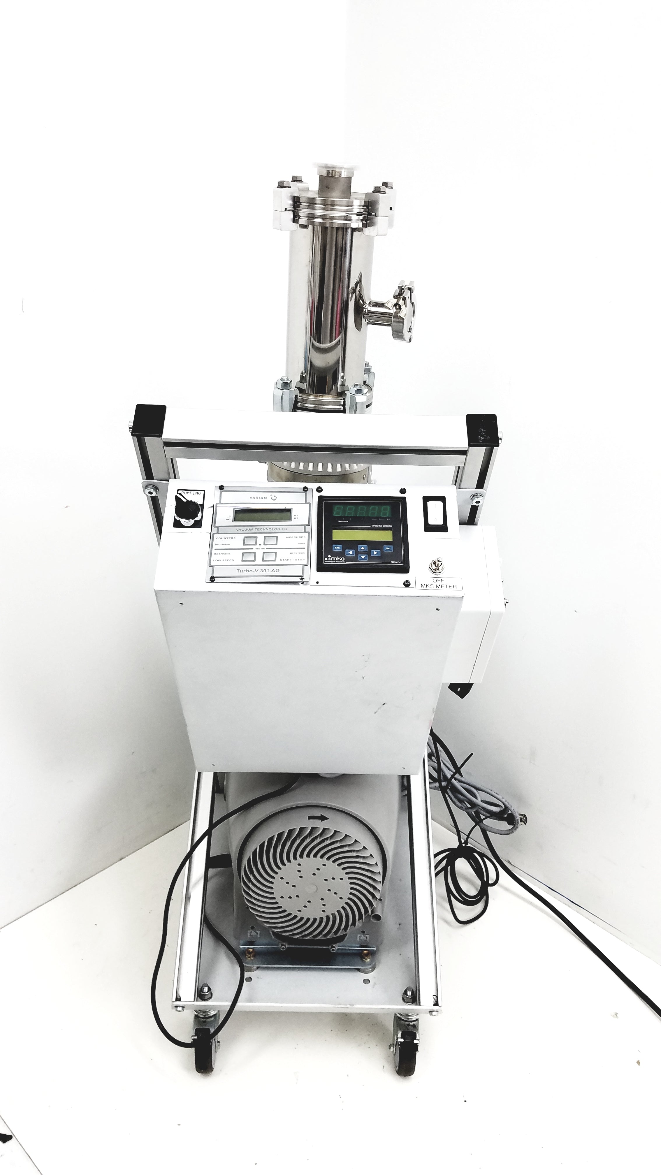 Load image into Gallery viewer, Varian Turbo-V 301-AG Navigator Vacuum Pump System With Agilent IDP15 Dry Scroll Pump &amp; Cart