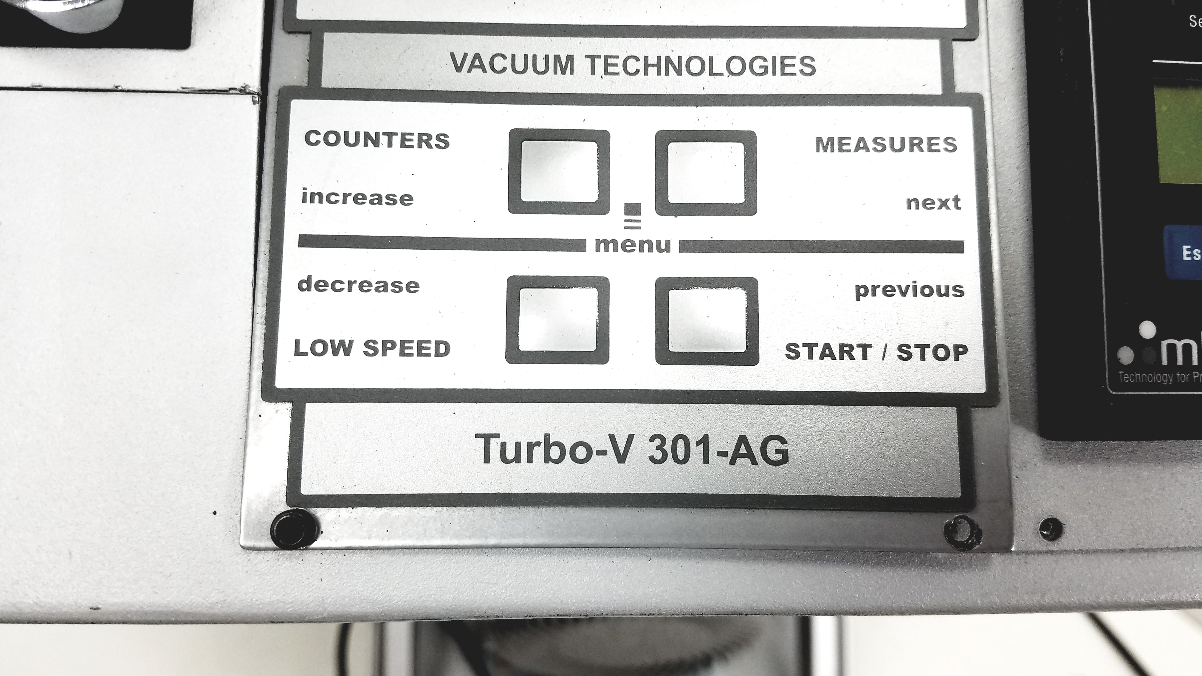 Load image into Gallery viewer, Varian Turbo-V 301-AG Navigator Vacuum Pump System With Agilent IDP15 Dry Scroll Pump &amp; Cart