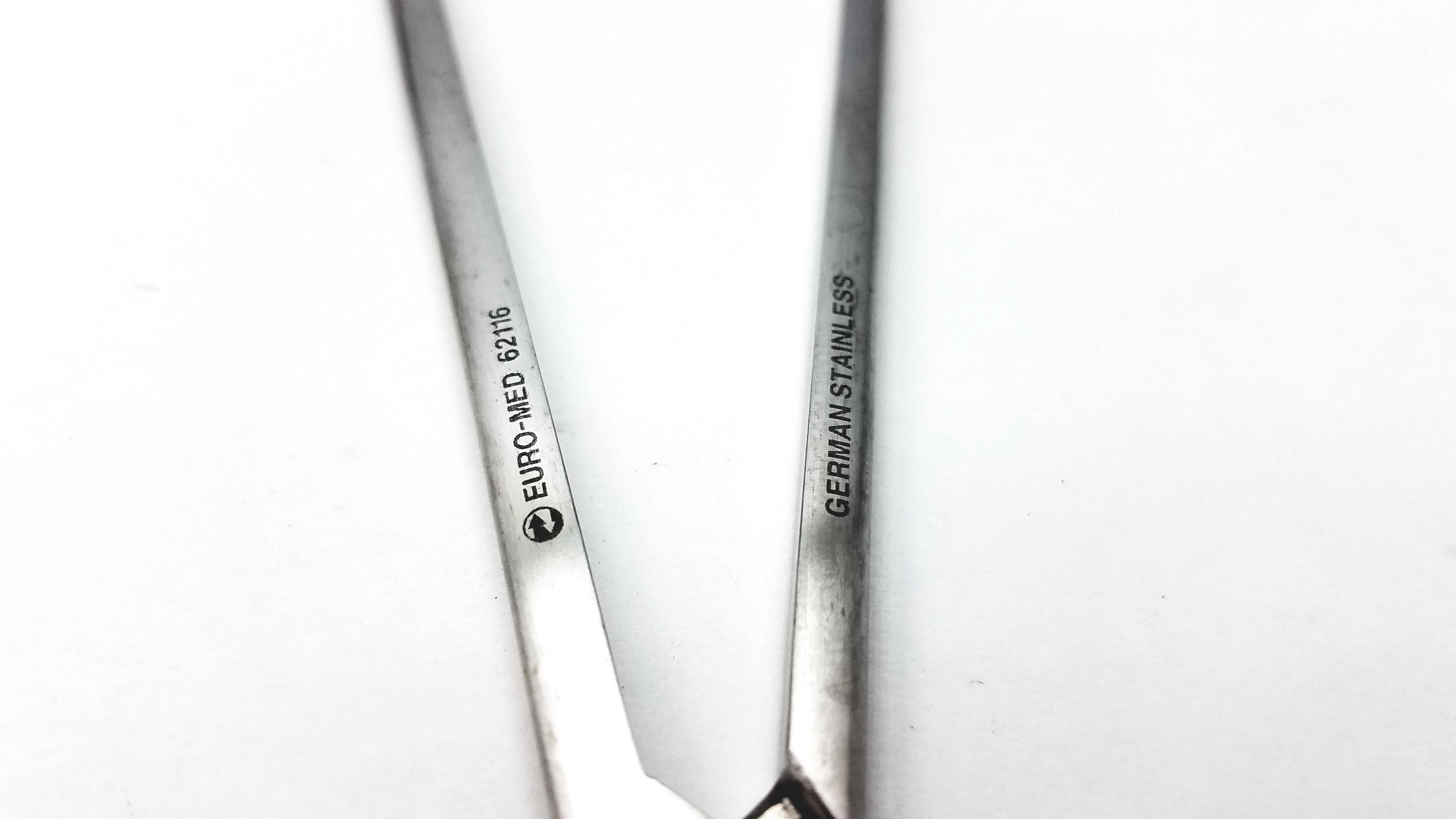 Load image into Gallery viewer, Euro-Med 62116 Dissecting Scissors