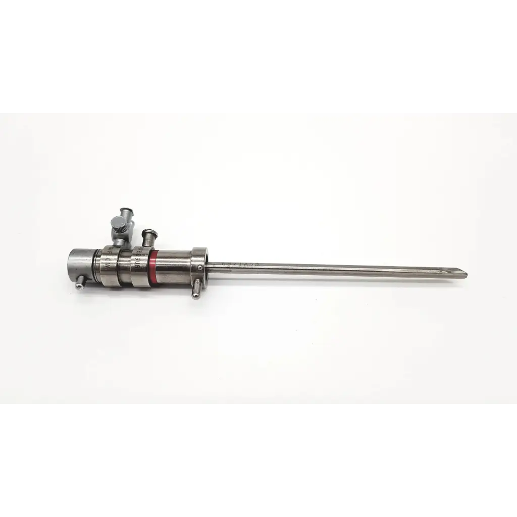 Load image into Gallery viewer, 3M 83272 Pressure Inflow Cannula with Rotating Stopcoks