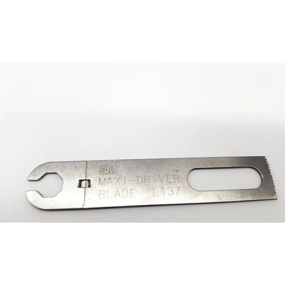 Silver metallic 3m maxi-driver blade l137 with hexagonal drive end and serrated edge for efficient cutting tasks