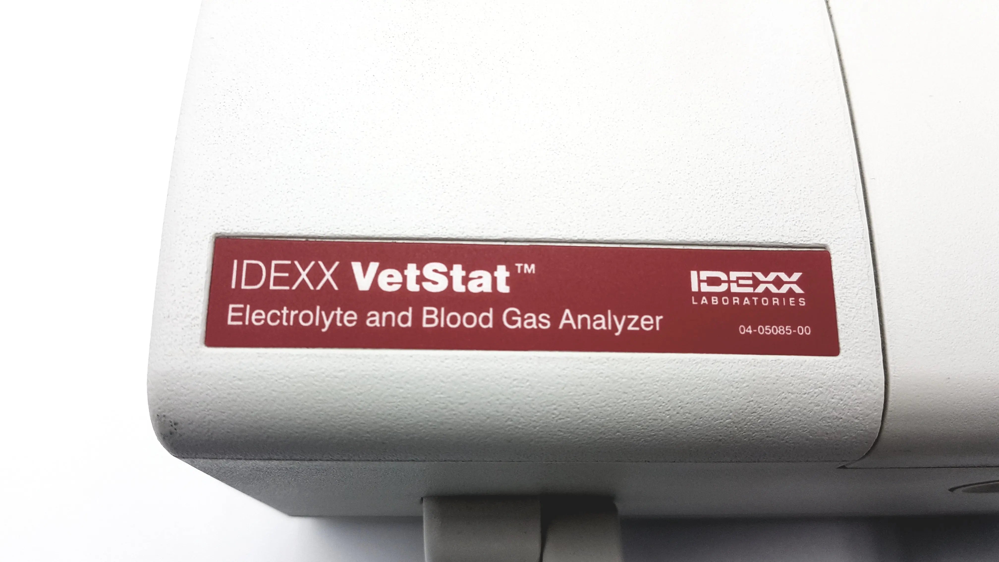 Load image into Gallery viewer, A Biomedical Service Idexx Vetstat Electrolyte and Blood Gas Analyzer 04-05085-00 2200.00