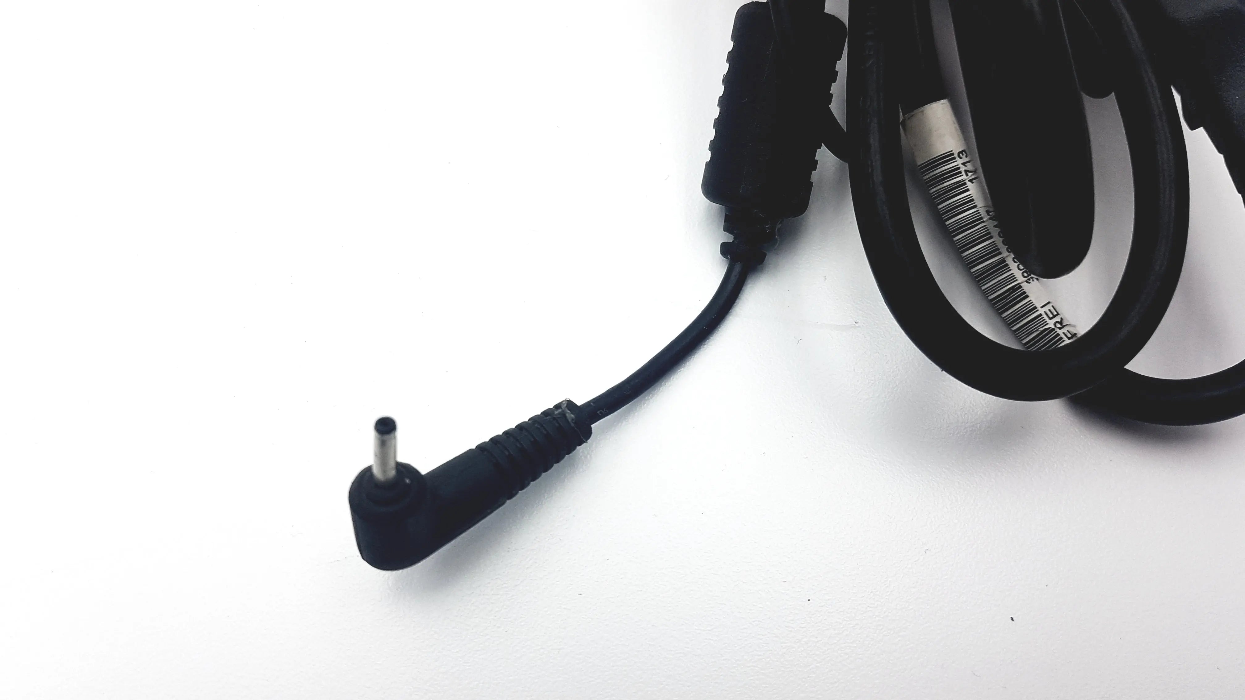Load image into Gallery viewer, A Biomedical Service Samsung A12-040N1A AC Adapter Laptop Charger 15.00