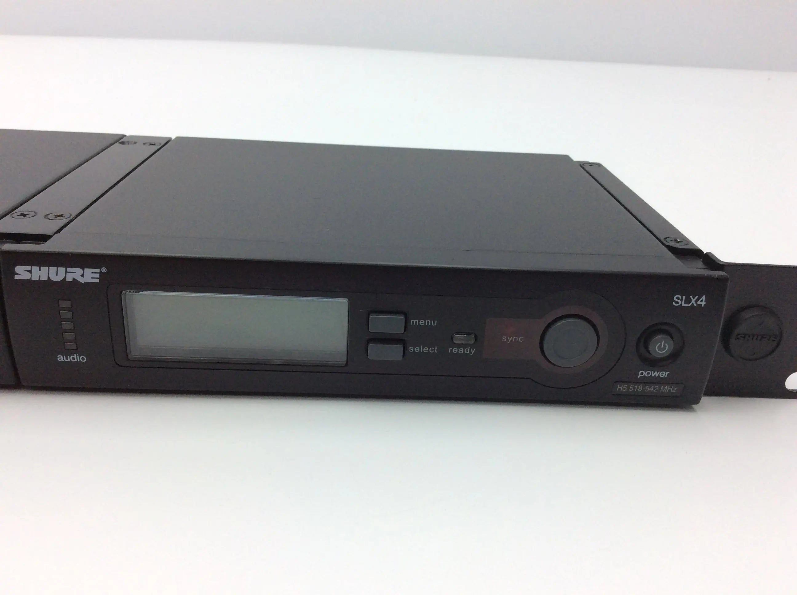 Load image into Gallery viewer, A Biomedical Service Shure SLX4 J3 572-596 MHz Receiver 165.00