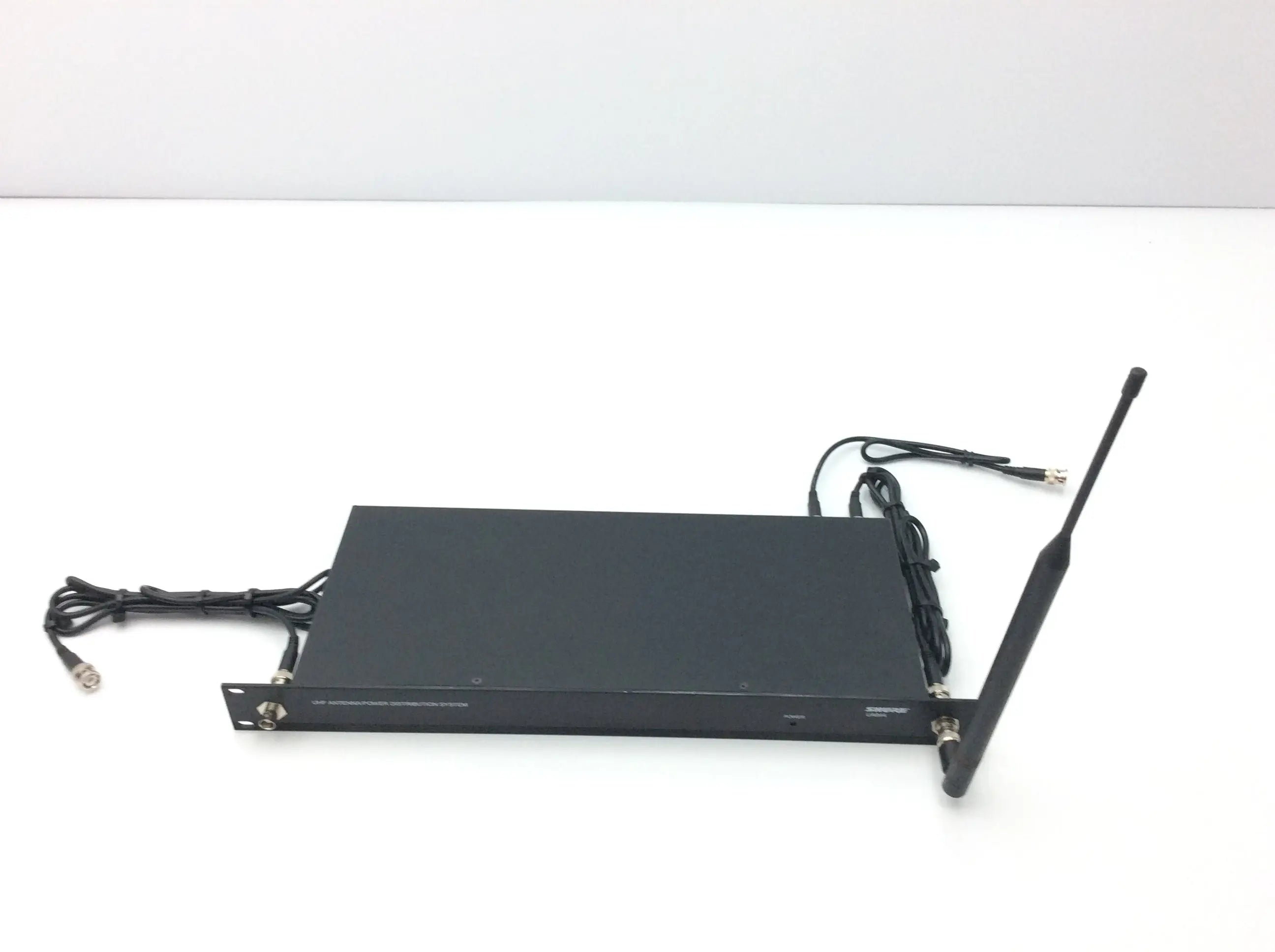Load image into Gallery viewer, A Biomedical Service Shure UA844 UHF Antenna/Power Distribution System 700.00