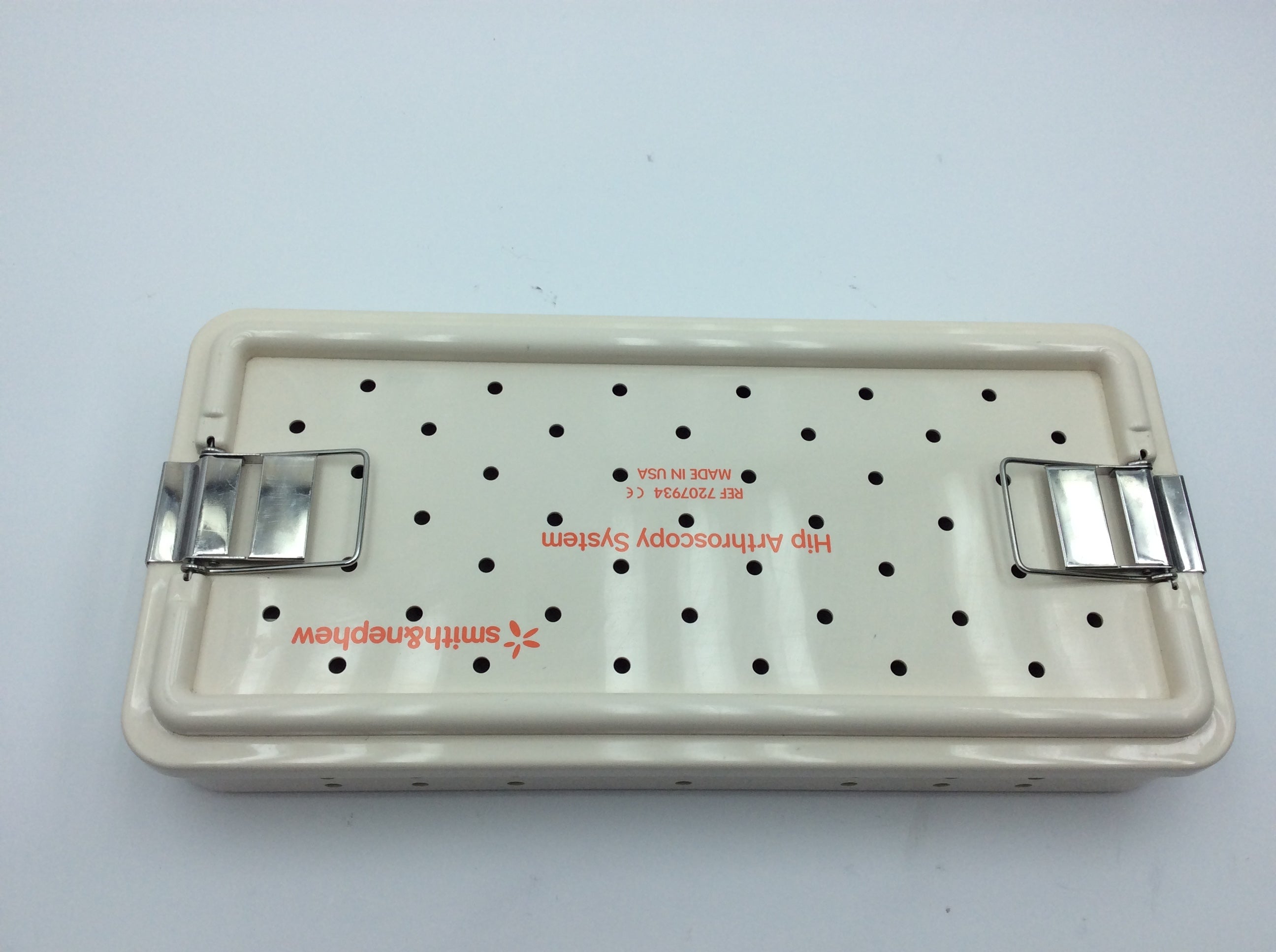 Load image into Gallery viewer, A Biomedical Service Smith &amp; Nephew  case - plastic - Hip Arthroscopy System 100.00