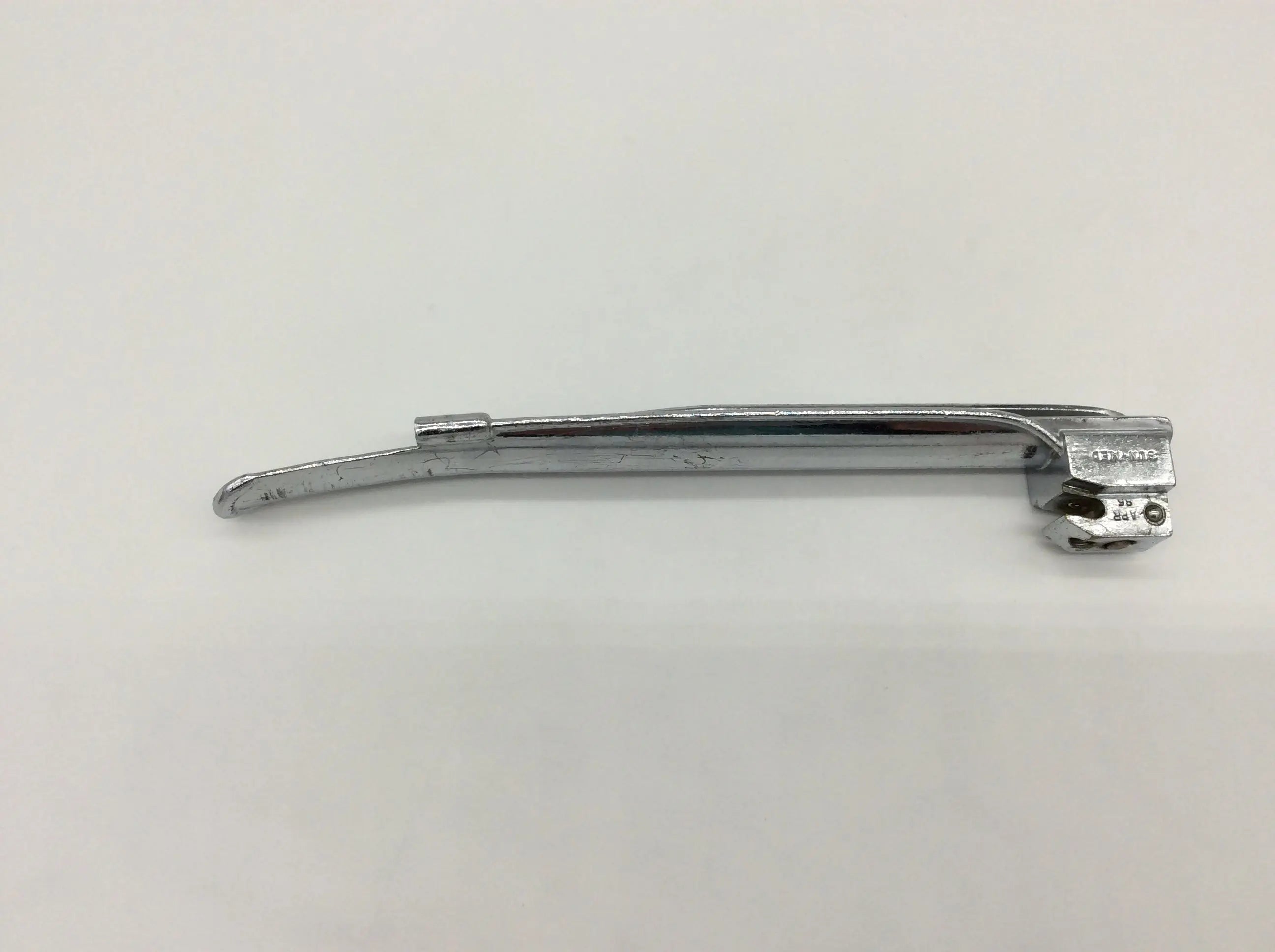 Load image into Gallery viewer, A Biomedical Service SunMed Surgical Fiberoptic Laryngoscope Miller Blade #4 60.00
