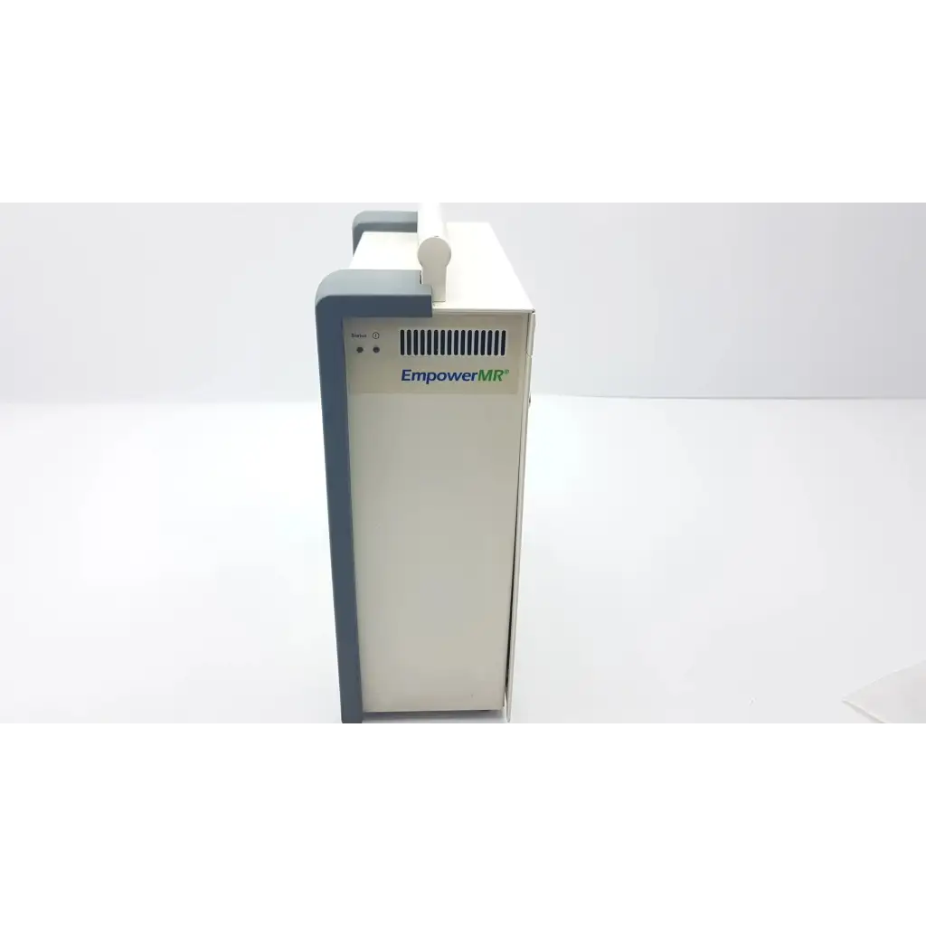 White and gray acist empowermr hydraulic controller ad5-14 with sleek rectangular design for medical imaging use