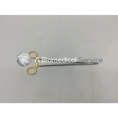 Aesculap bm047r needle holder with gold handles silver shaft and fine-tipped jaws for precise surgical use