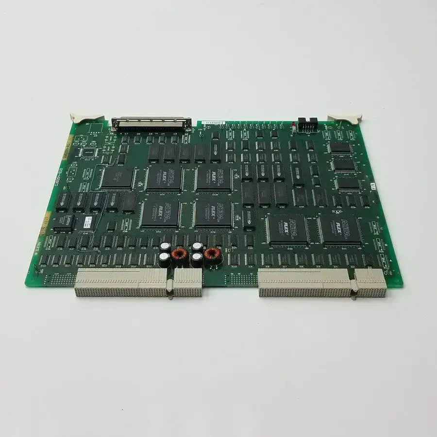 Altera Flex EPF10K30AQC240-3 Processor With 6 Microchip Control Board Control Board, second-hand product photo 1