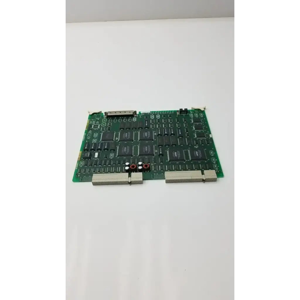 Altera Flex EPF10K30AQC240-3 Processor With 6 Microchip Control Board Control Board, second-hand product photo 2