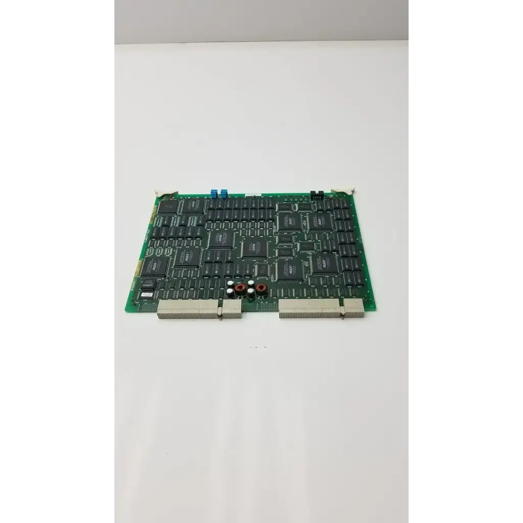 Altera Flex EPF10K30AQC240-3 Processor With 9 Microchip Control Board FPGA Control Board, second-hand product photo 1
