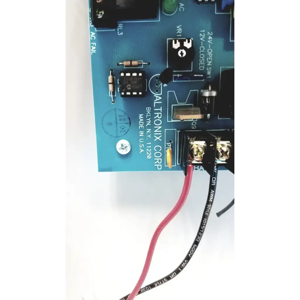 Blue altronix al400ulx power supply circuit board with black gold connectors made in usa for 12vdc or 24vdc use