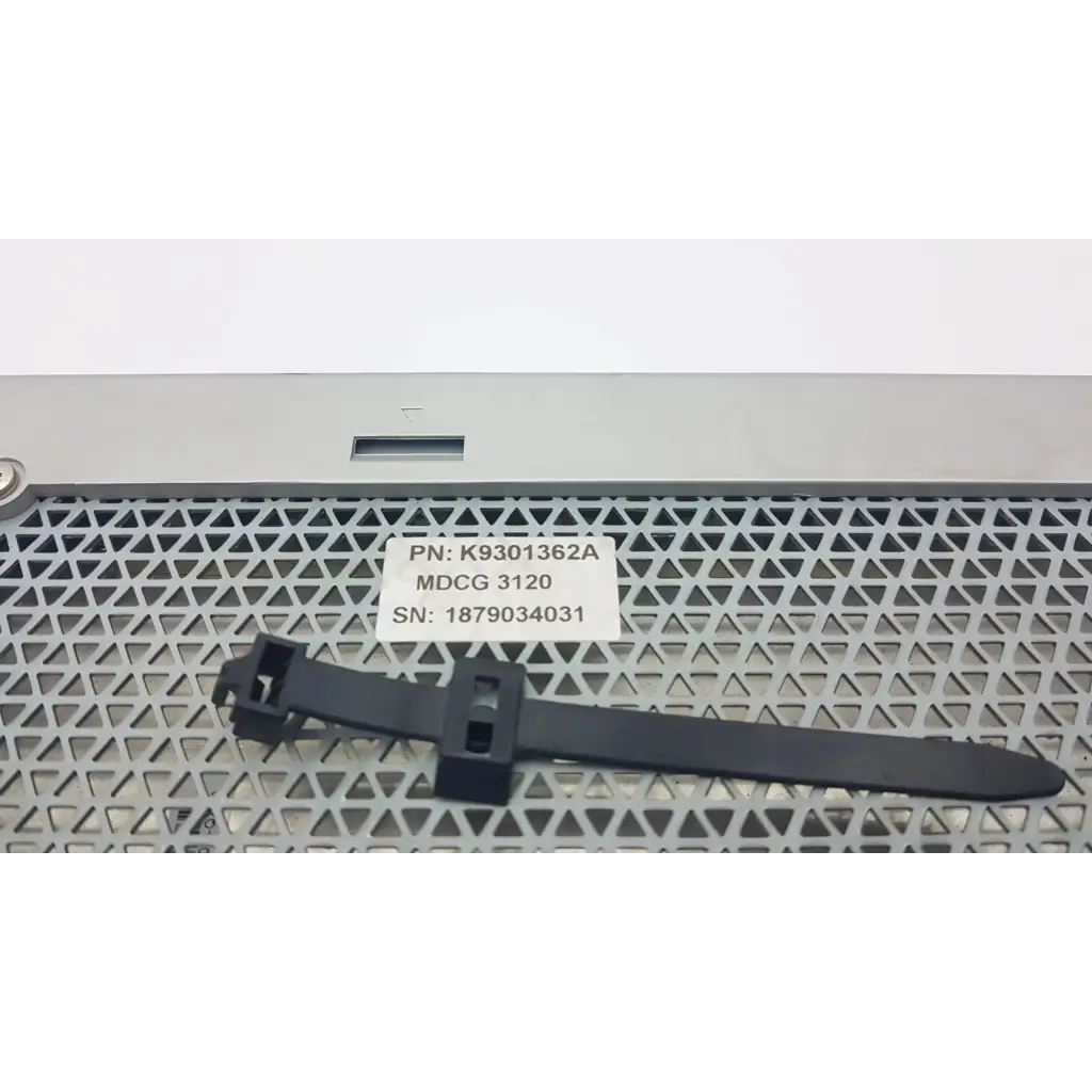 Load image into Gallery viewer, Barco MDCG3120 Grayscale LCD Medical Imaging Monitor - parts