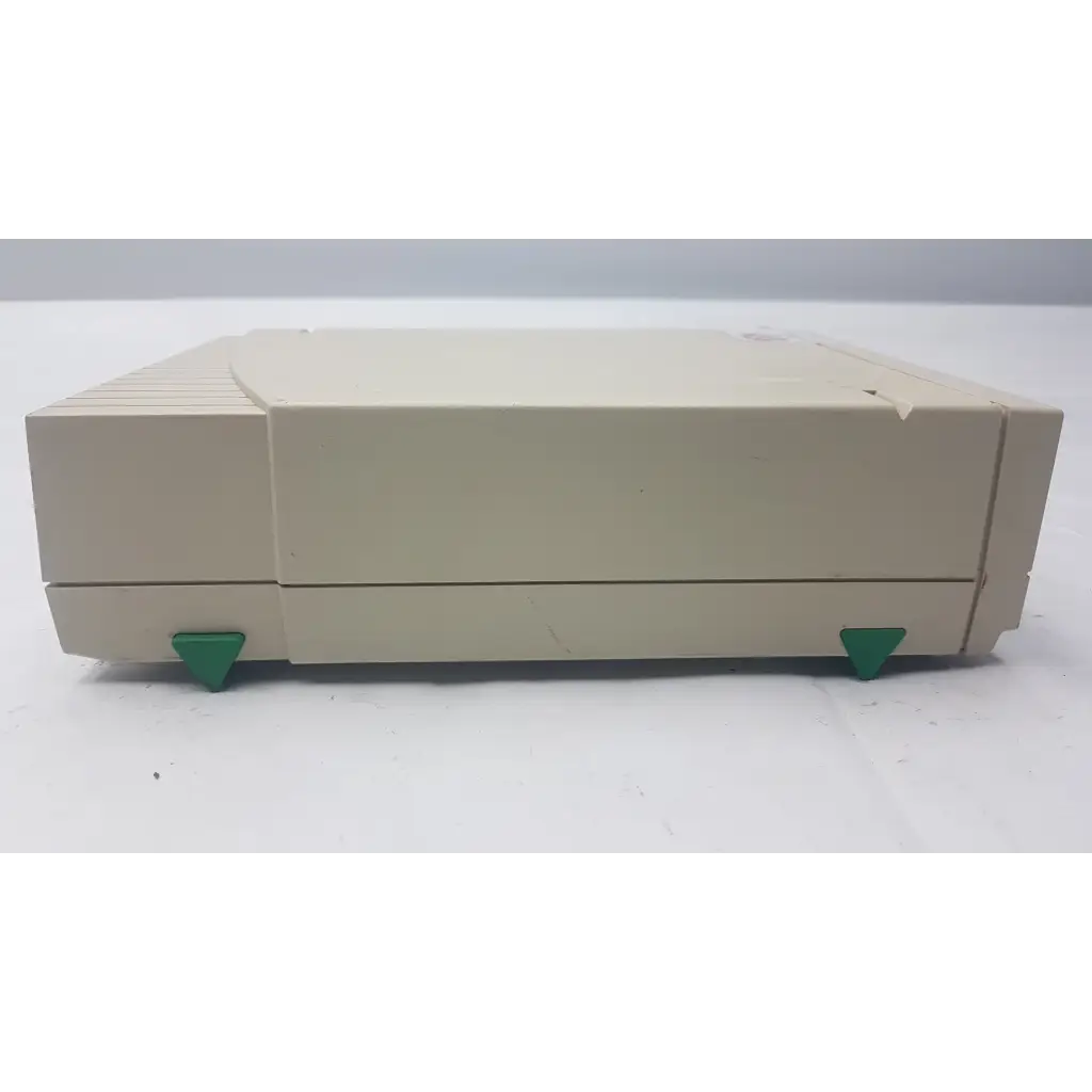 Beige plastic bio-rad powerpac 300 electrophoresis power supply with green triangular feet for electrophoresis power