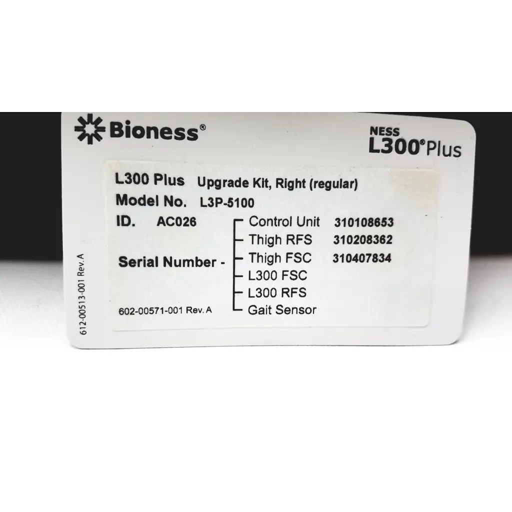 White rectangular label for bioness l300 plus thigh cloth electrodes with black text and model number l3p-5100 right regular side