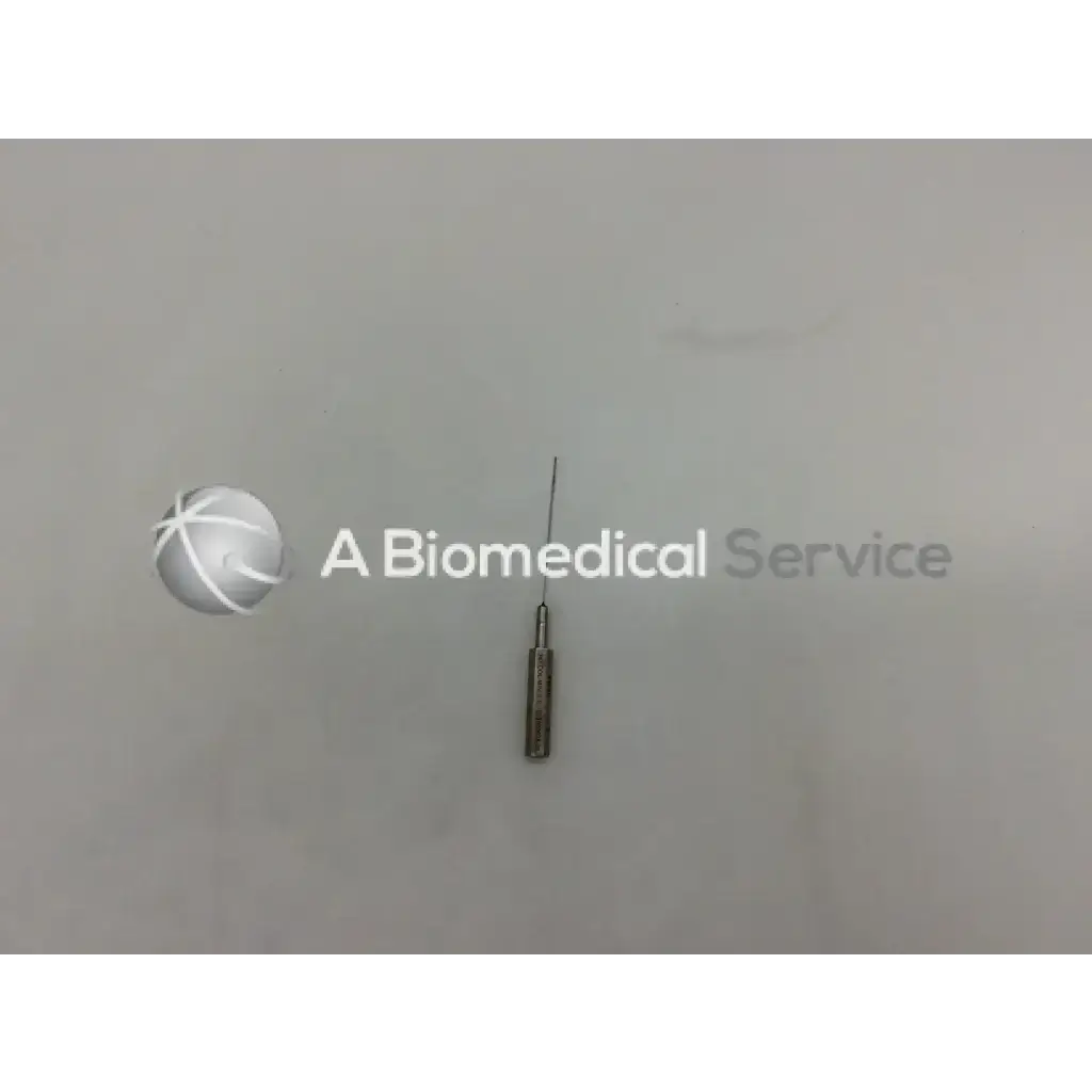 Byron Col-Mini II-S metallic surgical needle with slender pointed tip and cylindrical handle in infiltration cannula style