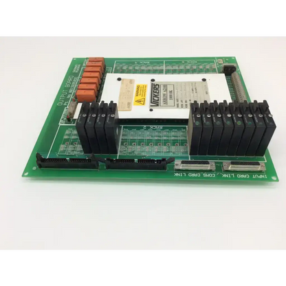 Cincinnati Milacron 001269582C Output Board - Medical parts