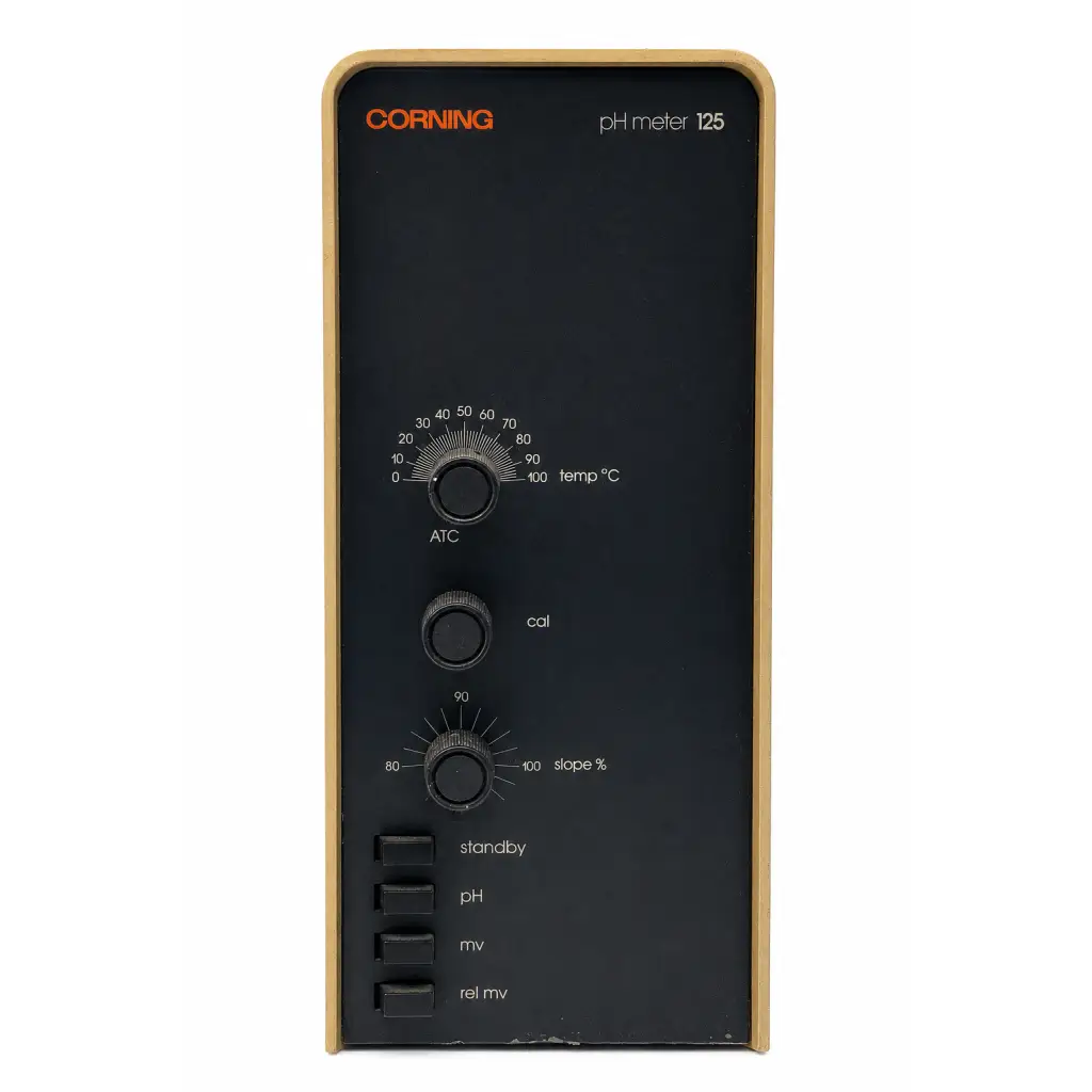 Black corning science products 125 benchtop ph mv meter with beige trim and three knobs biomed certified