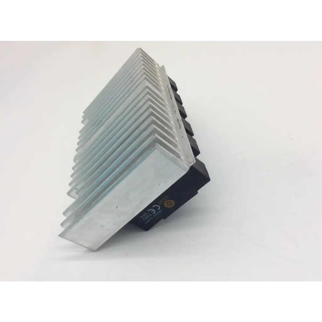 Load image into Gallery viewer, Crydom D1202 Solid State Relays - Medical parts