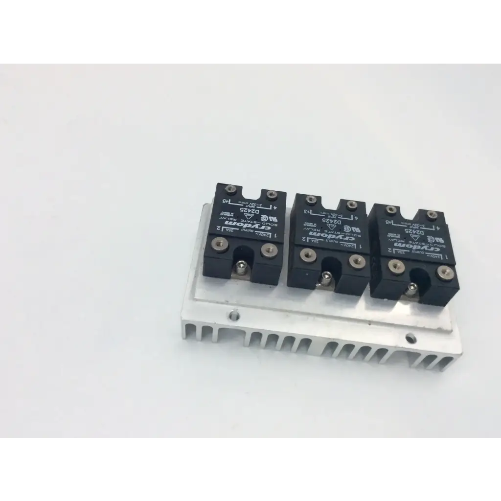 Load image into Gallery viewer, Crydom D1202 Solid State Relays - Medical parts