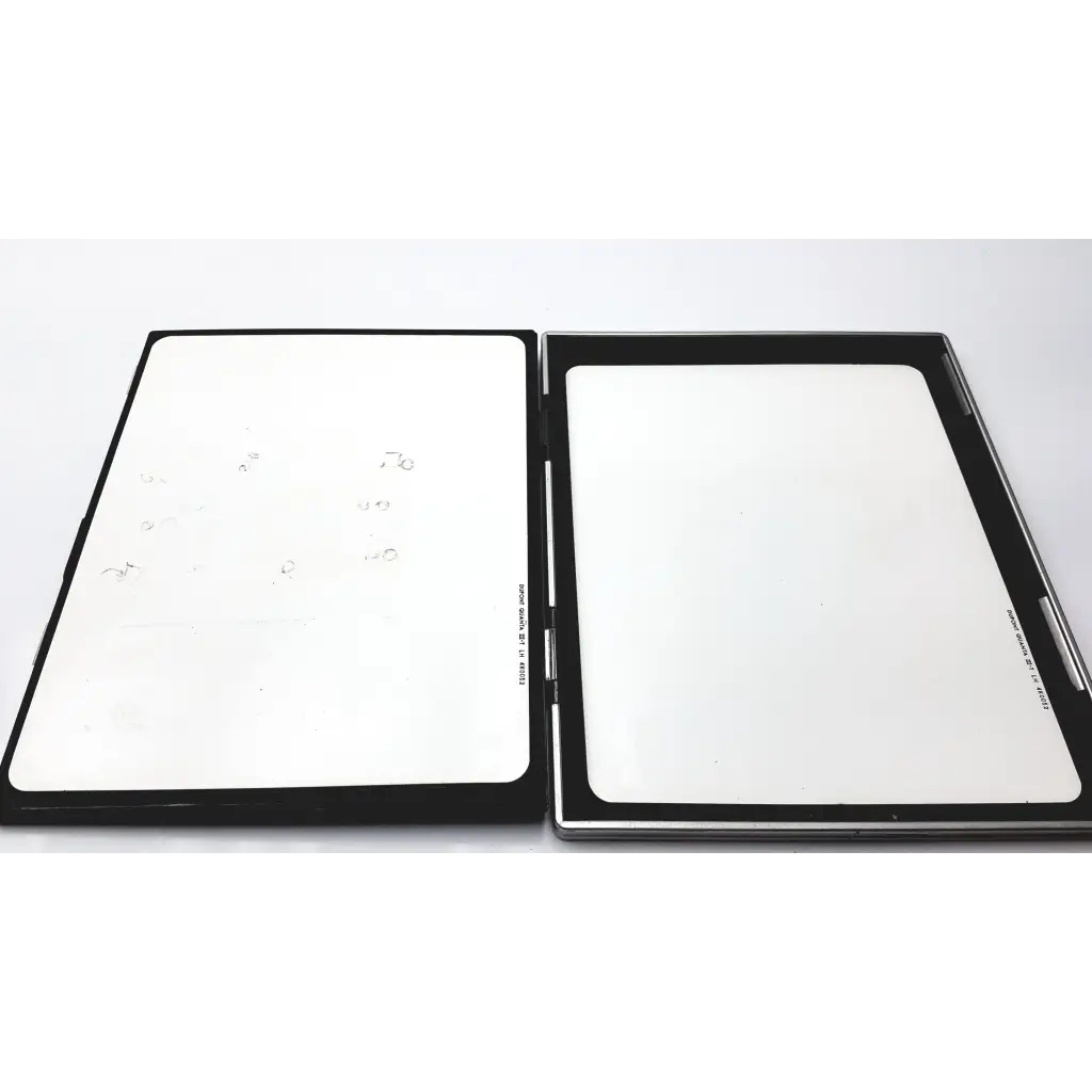 Load image into Gallery viewer, DuPont Cronex Quanta III X-ray Cassette 8’’x10’’ - Medical
