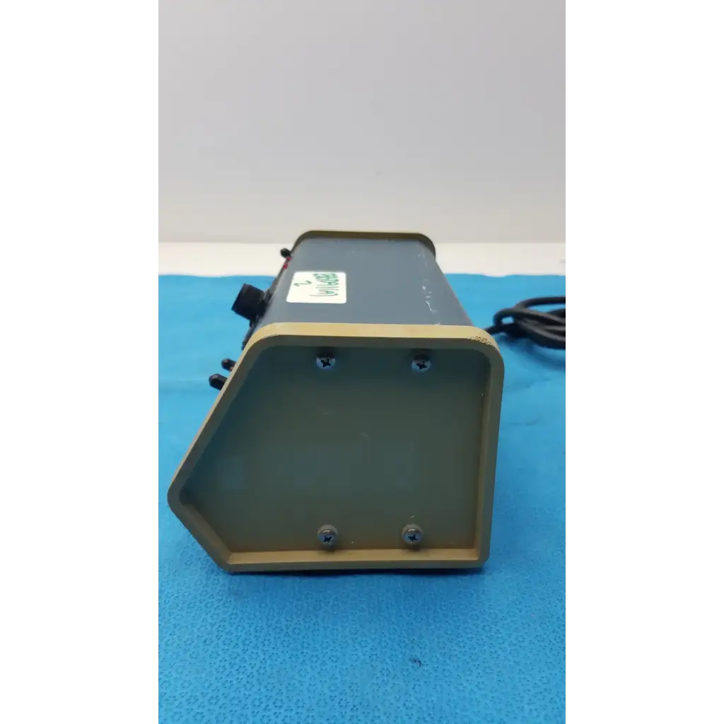 E-C Apparatus EC-105 Electrophoresis Power Supply Electrophoresis Power Supply, second-hand product photo 11