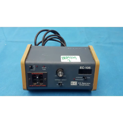 E-C Apparatus EC-105 Electrophoresis Power Supply Electrophoresis Power Supply, second-hand product photo 1