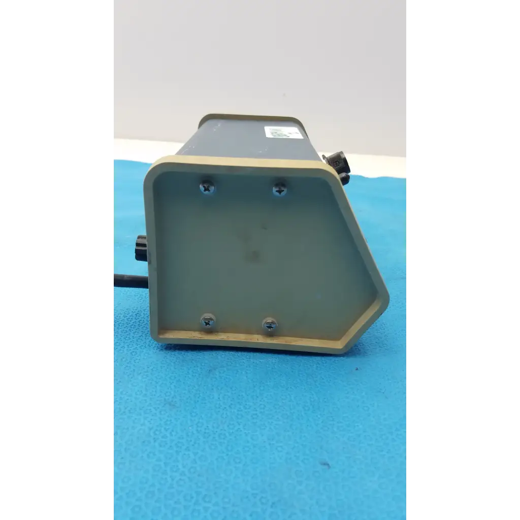 E-C Apparatus EC-105 Electrophoresis Power Supply Electrophoresis Power Supply, second-hand product photo 5