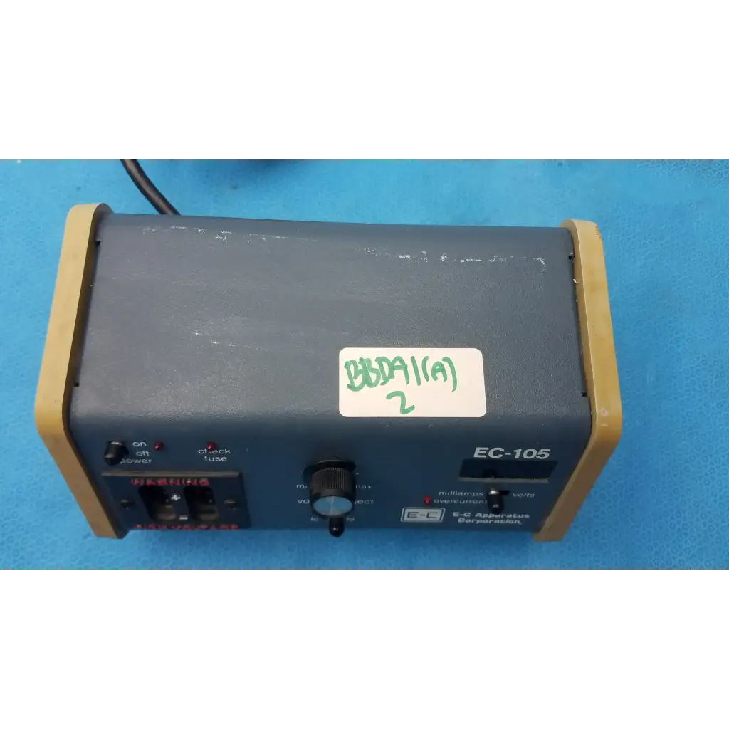 E-C Apparatus EC-105 Electrophoresis Power Supply Electrophoresis Power Supply, second-hand product photo 4