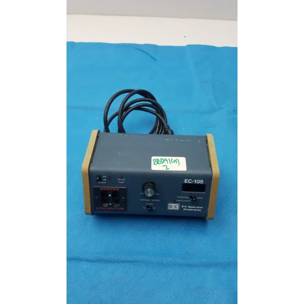 E-C Apparatus EC-105 Electrophoresis Power Supply Electrophoresis Power Supply, second-hand product photo 2