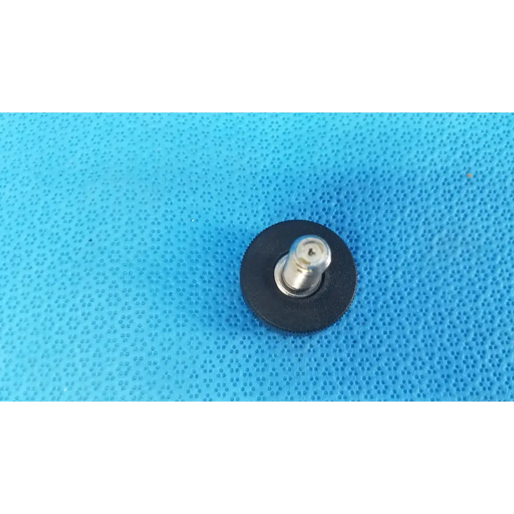 Black circular rubber base external mechanical leveling screw foot with metallic threaded bolt for topcon trc-nw6s camera