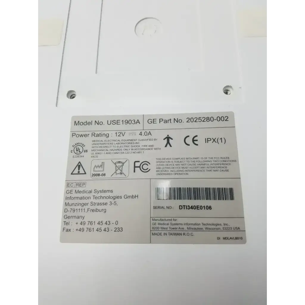 GE Medical Systems USE1903A LCD Flat Panel Monitor with Power Supply Medical LCD Monitor, second-hand product photo 4