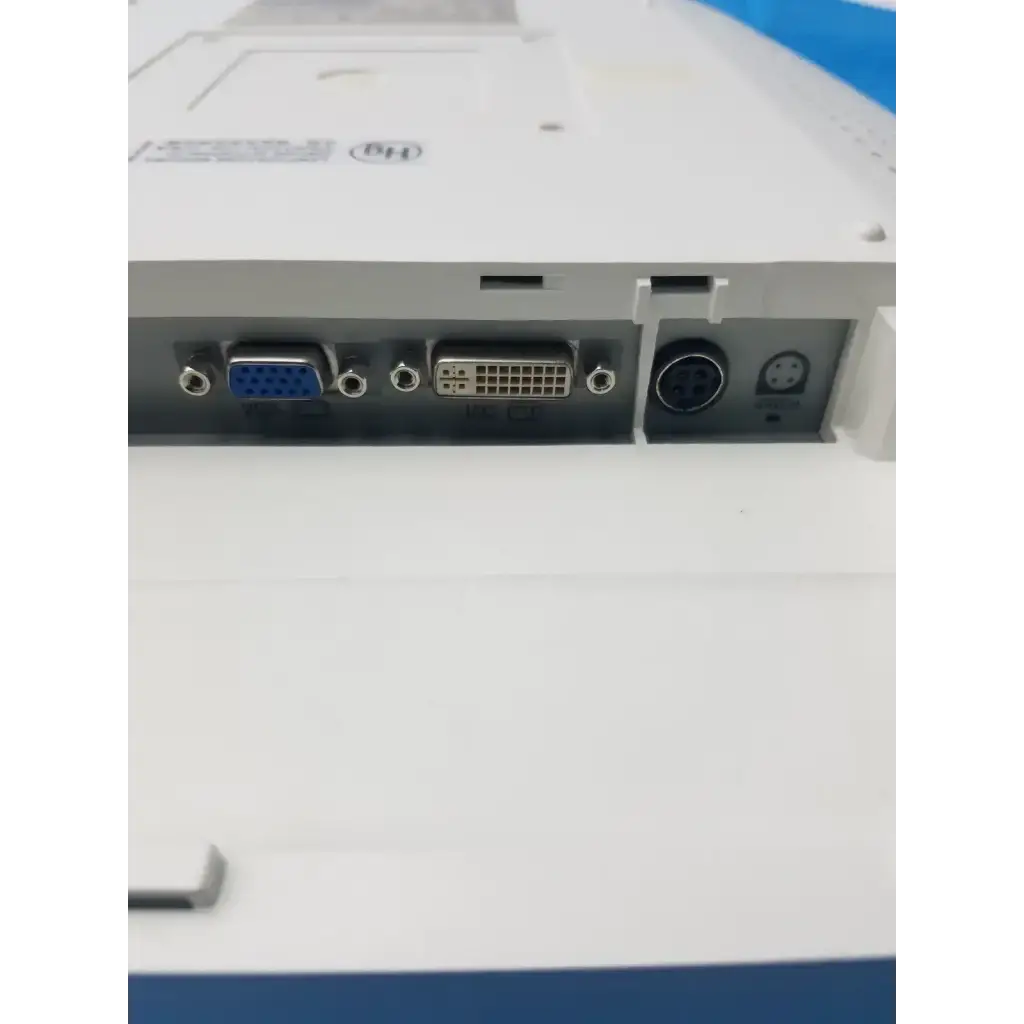 GE Medical Systems USE1903A LCD Flat Panel Monitor with Power Supply Medical LCD Monitor, second-hand product photo 6