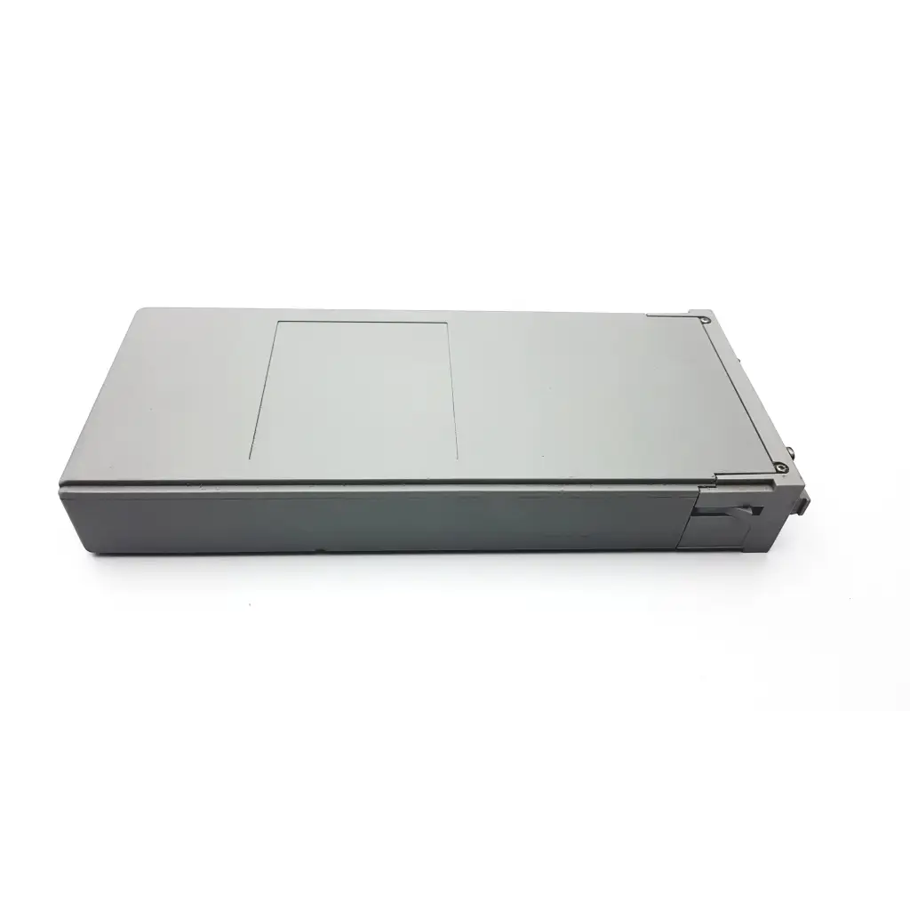 Silver-colored laptop with sleek hinge design used with ge solar capnostat mainstream cap co2 module 412832-001