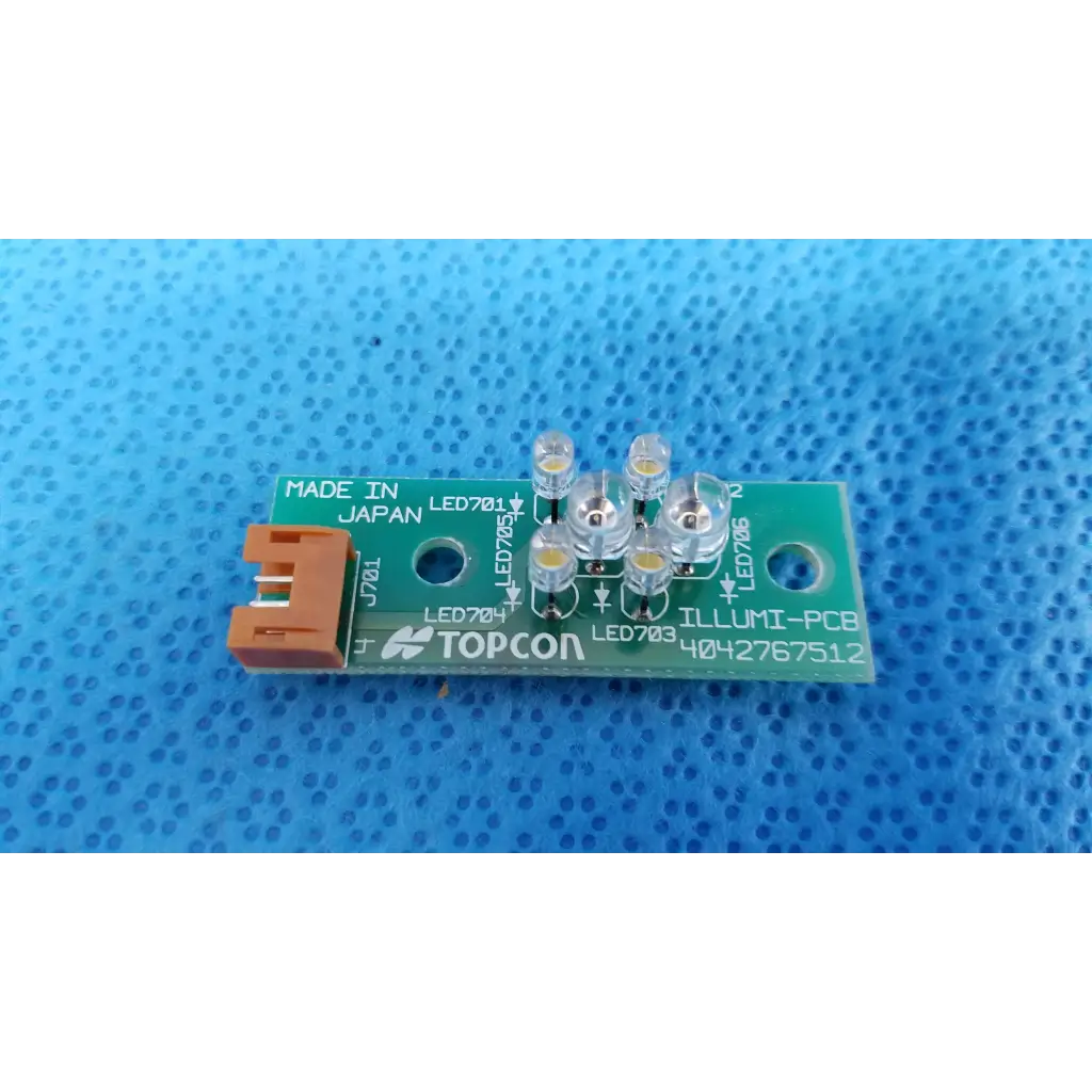 Green rectangular led illumination board with six clear cylindrical leds and orange connector for Topcon retinal camera internal led use