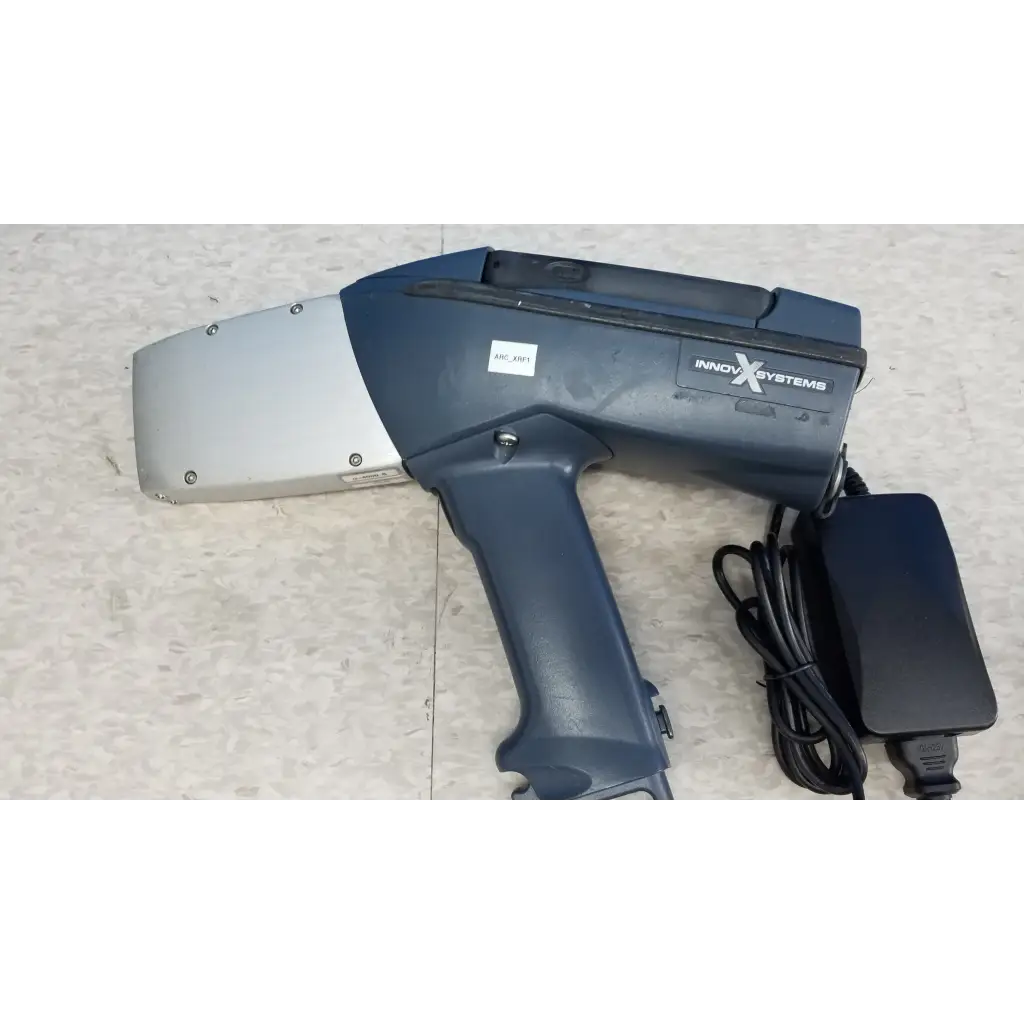 Black and silver handheld innov-x systems a-4000 s alpha analyzer spectrometer kit for portable xrf analysis