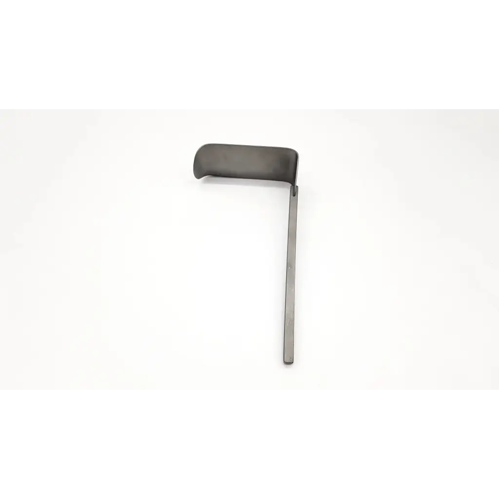 Black metal integra jarit kelly fixed retractor with curved flat head and straight handle for surgical use