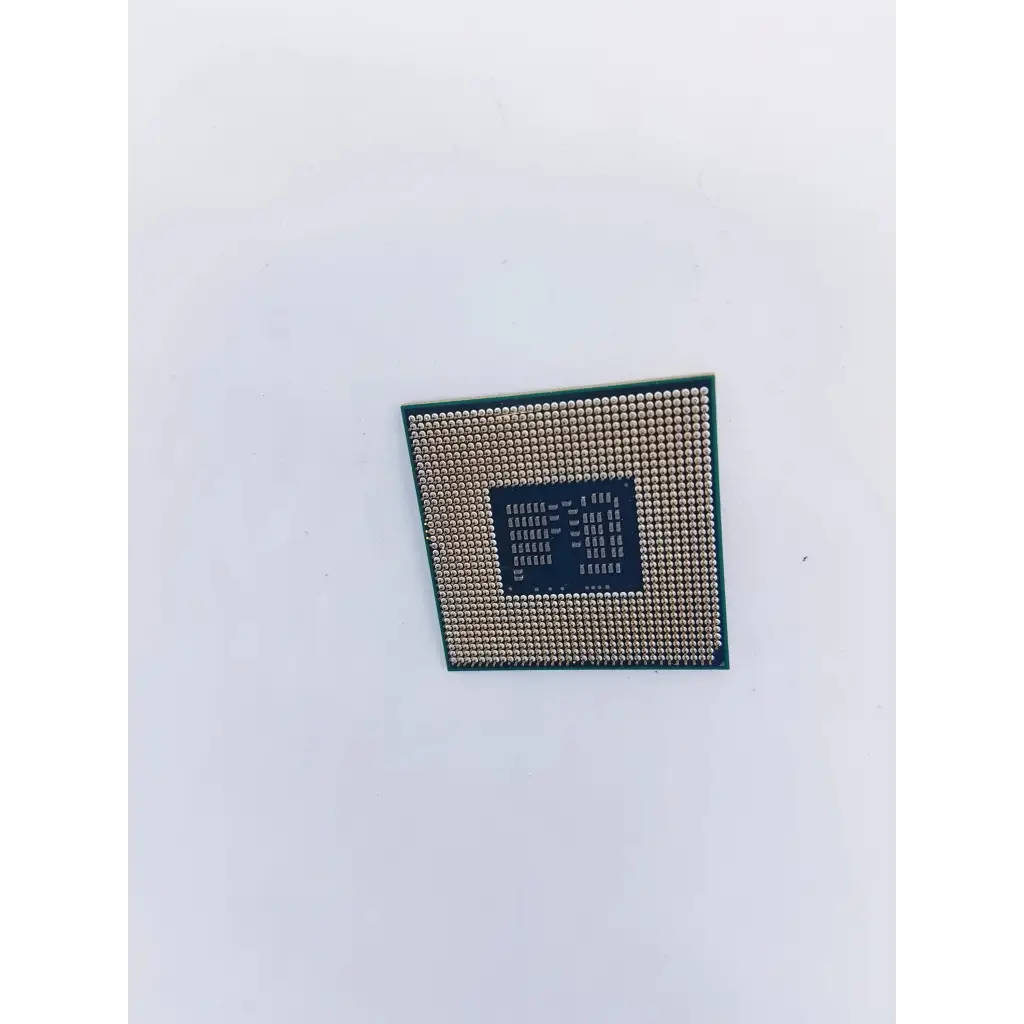 Load image into Gallery viewer, Intel Core i5-520M 2.4GHz 2.5 GT/s Socket G1 Laptop CPU