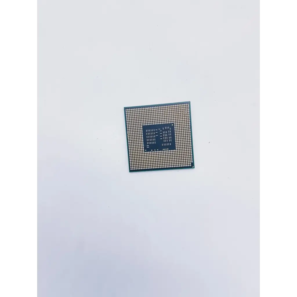Load image into Gallery viewer, Intel Core i5-520M 2.4GHz 2.5 GT/s Socket G1 Laptop CPU