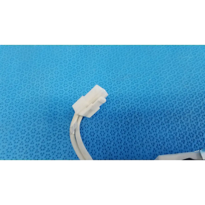 White plastic connector with bundled white cable for ceramic power resistor in fundus retinal camera use