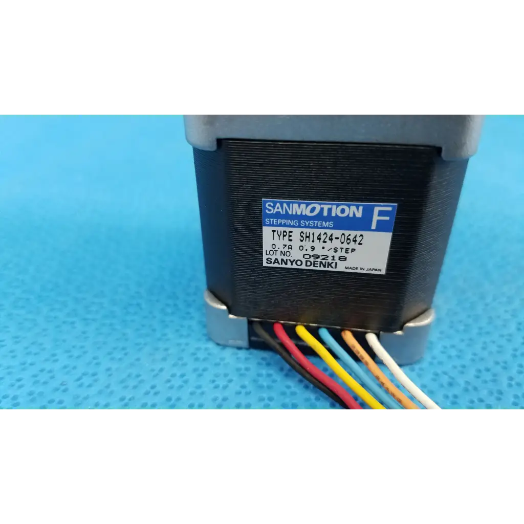 Black and silver sanyo denki sanmotion f stepper motor with multicolored wiring for topcon trc-nw8 fundus camera