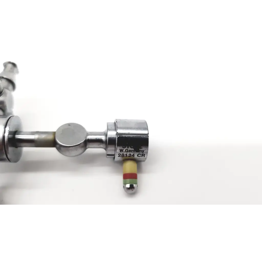 Load image into Gallery viewer, Karl Storz 28124CR Cannula with Dual Rotating Stopcocks