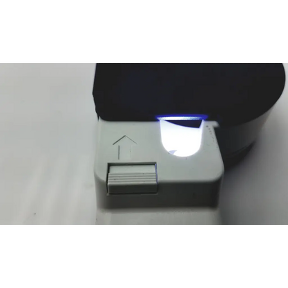 White plastic document magnifier led eschenbach 4x 16d with blue led light and arrow symbol front view bbhd3-6